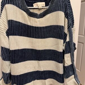 Vintage Navy and White Striped Crewneck Sweater